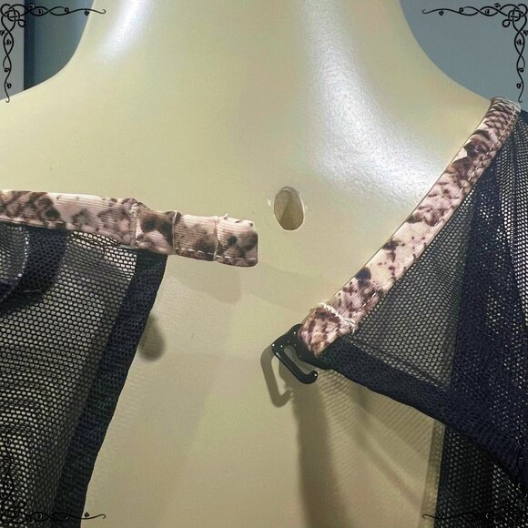 VICTORIA'S SECRET Mesh and Velour Sleeveless Bodysuit - Size M / NWOT - Picture 5 of 8